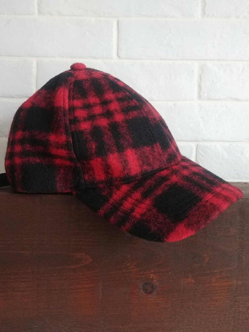 NWT Charlie Paige wool blend red black plaid baseball cap One …